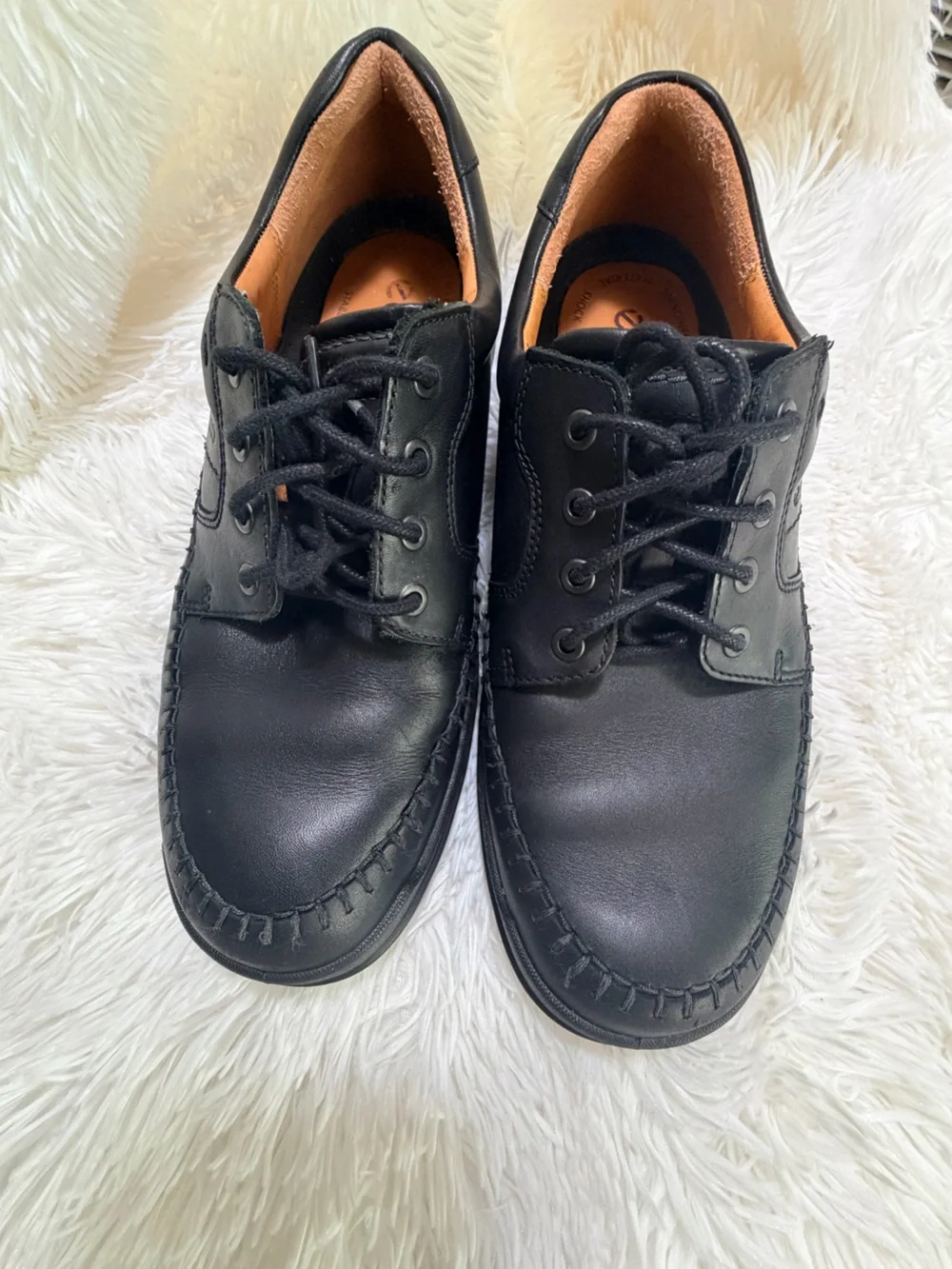 Ecco Men's Black Leather Boat Shoes with Moc Toe Lace-Up